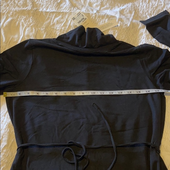 Vince Turtleneck midi dress - Sz M - Picture 5 of 6